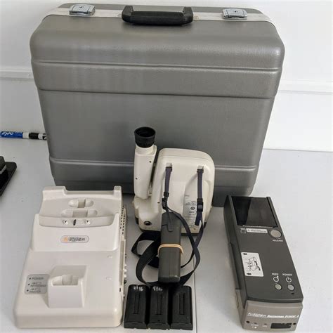 what is an autorefractor|hand held autorefractor for sale.